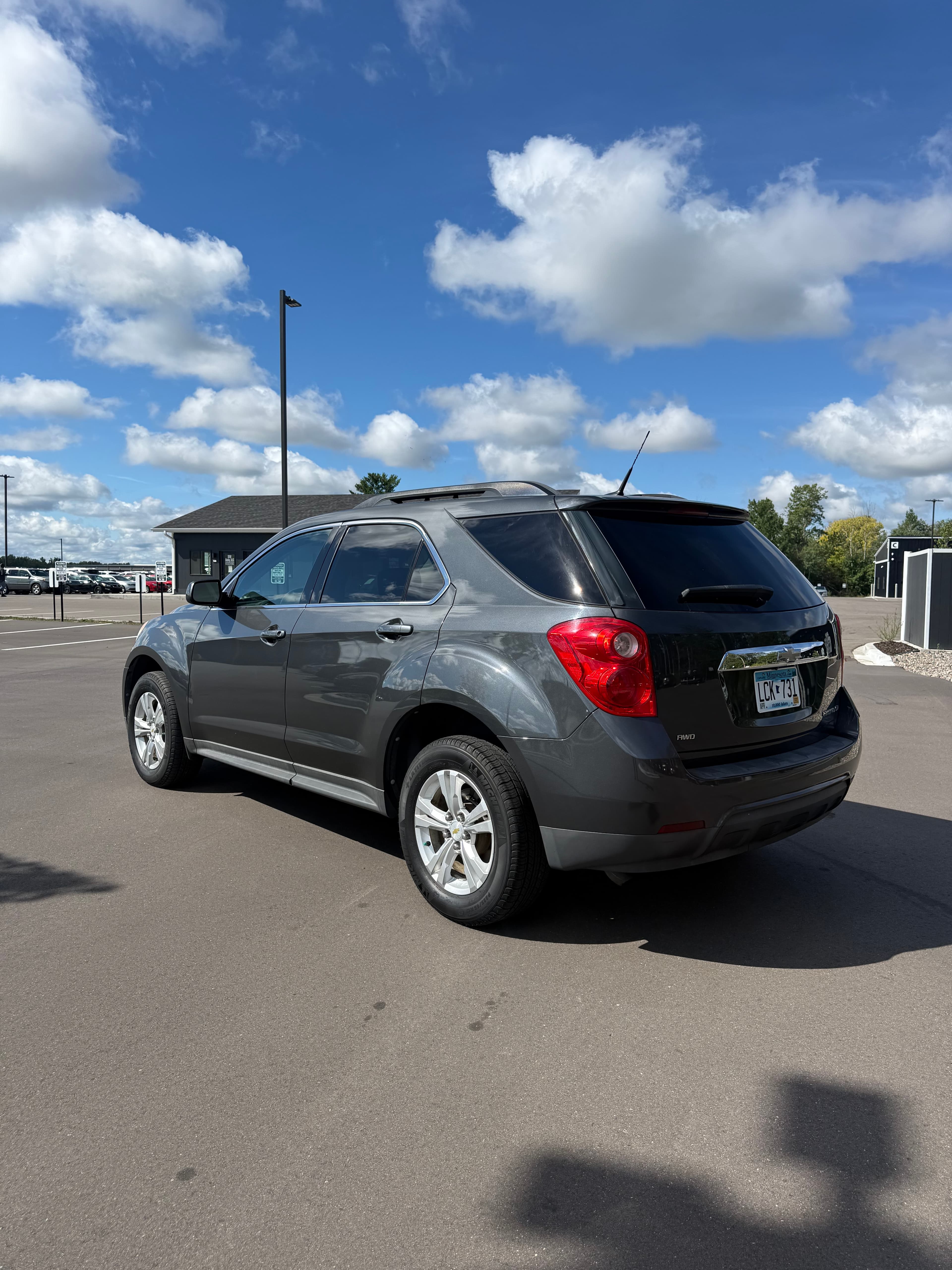 2011 Chevrolet Equinox 1LT — photo 4 of 15